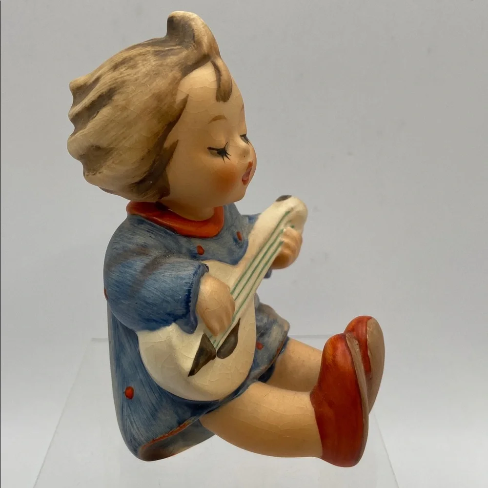 Vintage Goebel Hummel Joyful Figurine AKA Banjo Betty